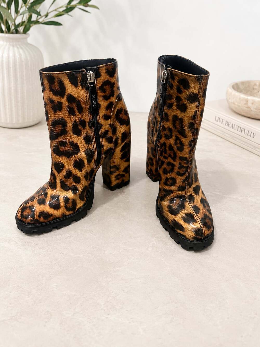 Schutz Nandy Leopard Print Patent Lug Sole Block Heel Ankle Boots Women’s 8B